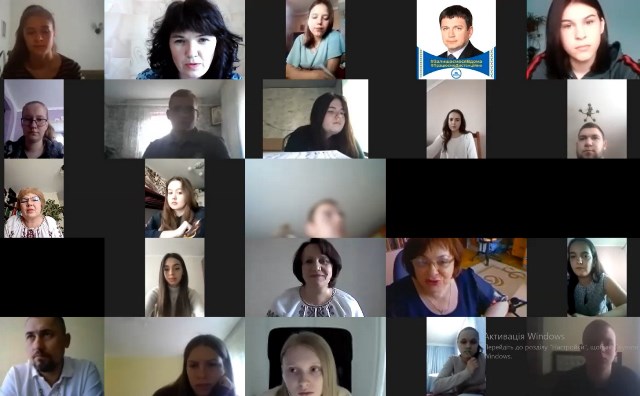 Вітальне слово має декан 